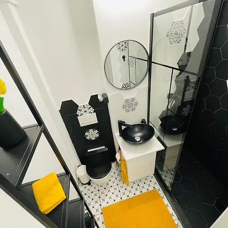 Cozy Complex